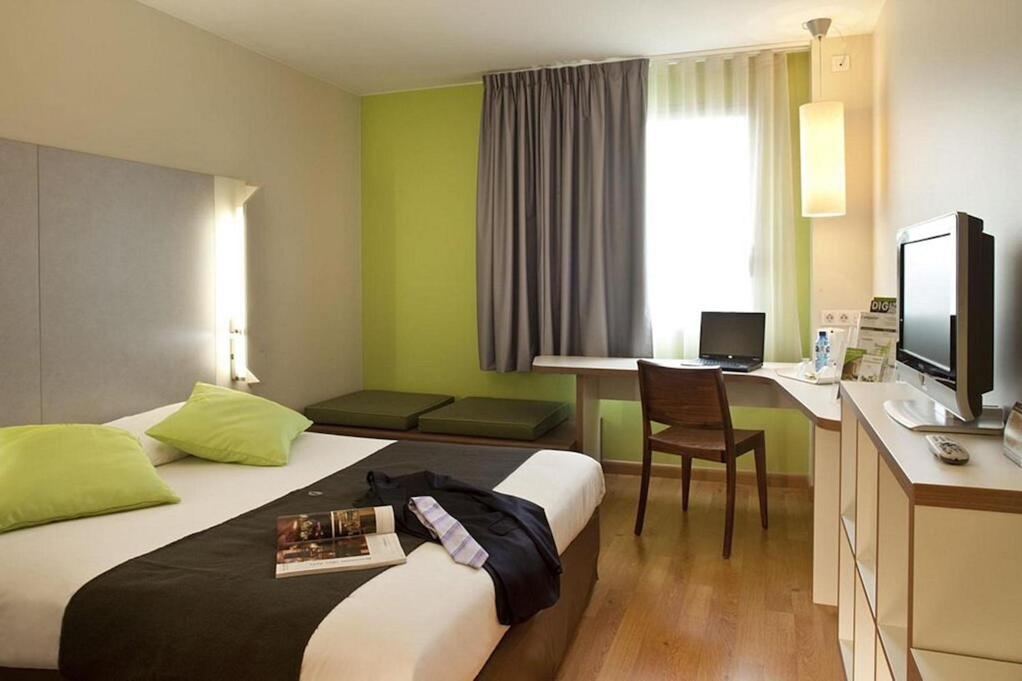 Travelodge Bcn Cornella Fira 3* Cornellá de Llobregat